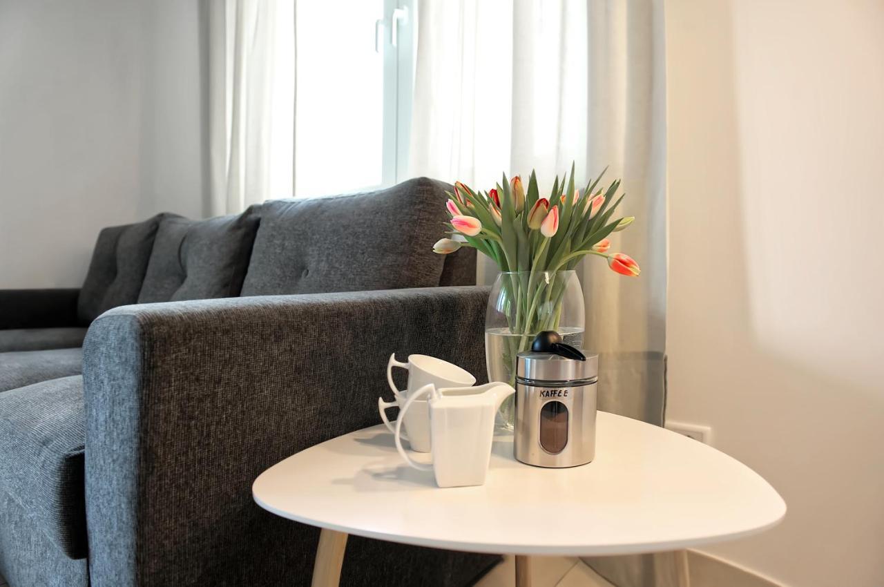 Modern Wohnen I Smart Tv I Terrasse I 2X Parkplatz I 2 Schlafzimmer I 6 Schlafplaetze Bad Oeynhausen Exterior photo